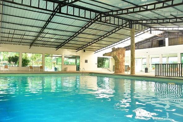 Hotel Fazenda Villa Galicia Назаре-Паулиста Экстерьер фото